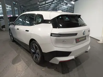 BMW iX xDrive40 Sport 76 6 LED Navi Kamera SHZ Leder