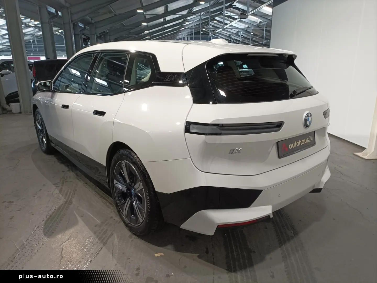 BMW iX xDrive40 Sport 76 6 LED Navi Kamera SHZ Leder