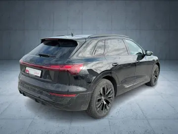 AUDI Q8 e-tron S line 50 qu. Matrix 21 ACC 360