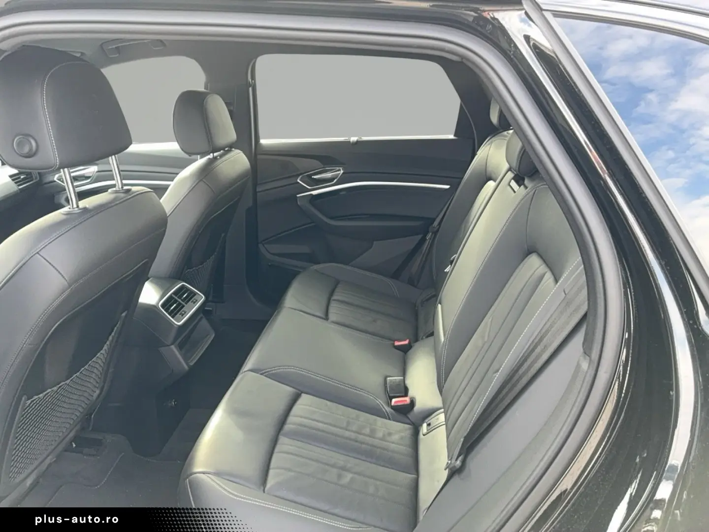 AUDI Q8 e-tron S line 50 qu. Matrix 21 ACC 360