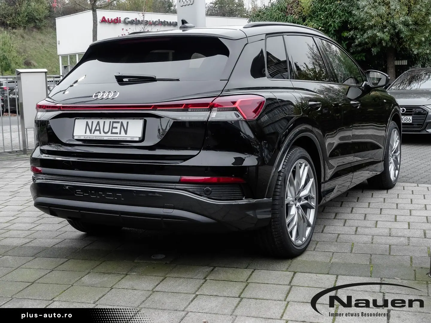 AUDI Q4 S Line Matrix MMIpro AHK LM21 SHZ RFK