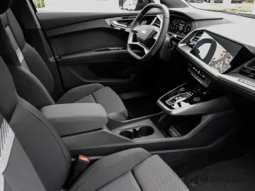 AUDI Q4 S Line Matrix MMIpro AHK LM21 SHZ RFK