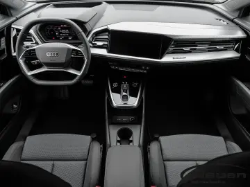 AUDI Q4 S Line Matrix MMIpro AHK LM21 SHZ RFK