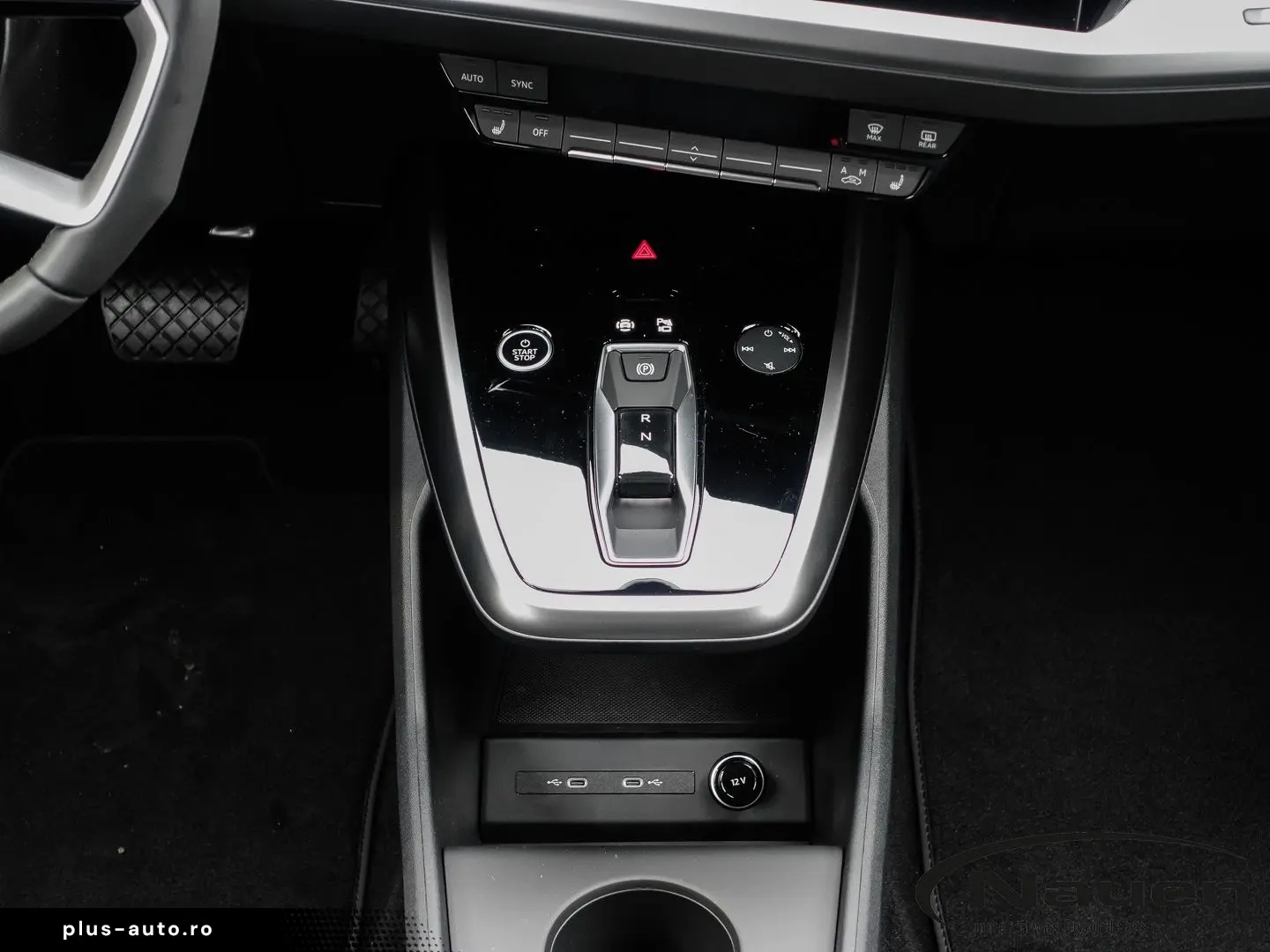 AUDI Q4 S Line Matrix MMIpro AHK LM21 SHZ RFK
