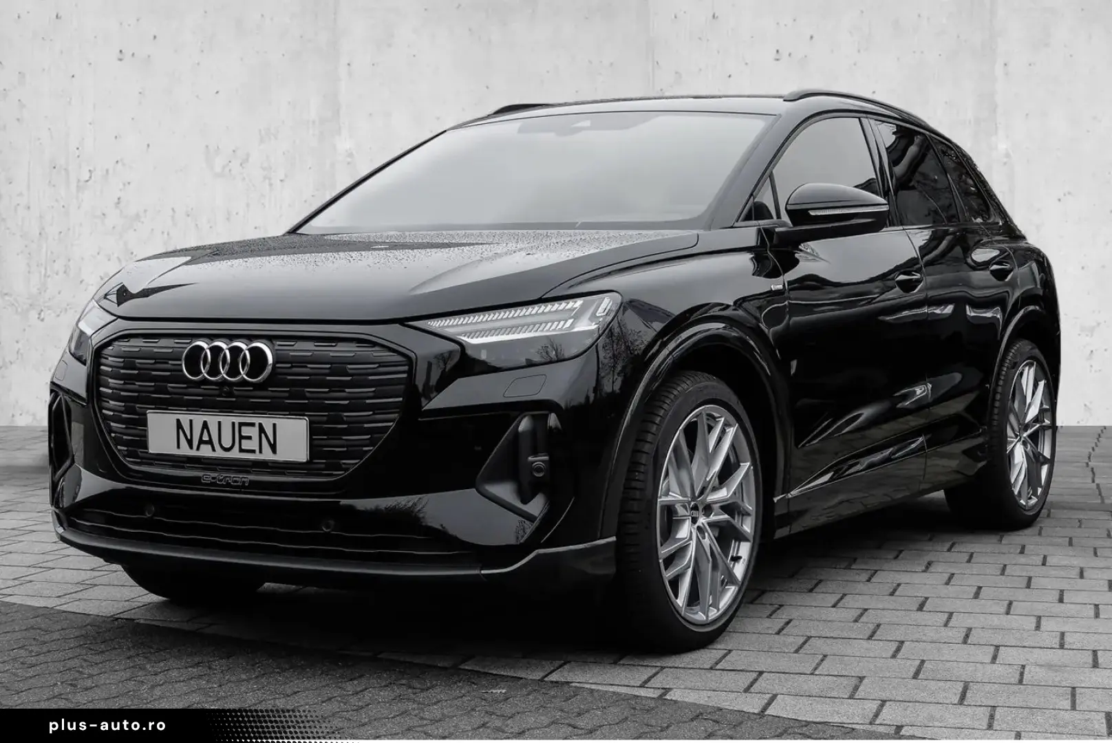 AUDI Q4 S Line Matrix MMIpro AHK LM21 SHZ RFK