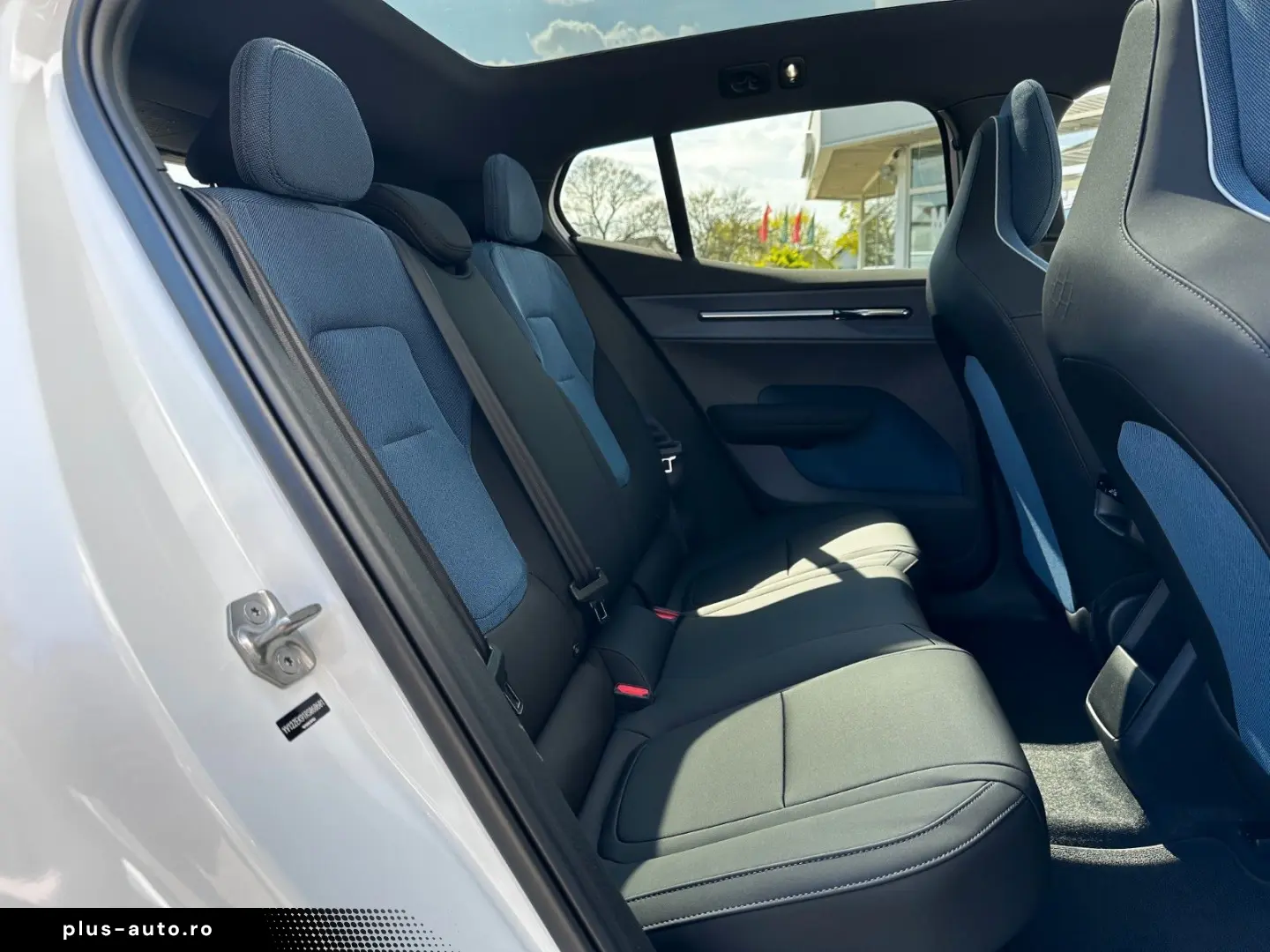 VOLVO EX30 Ultra AWD Pure Electric Winter-P 20 Zoll