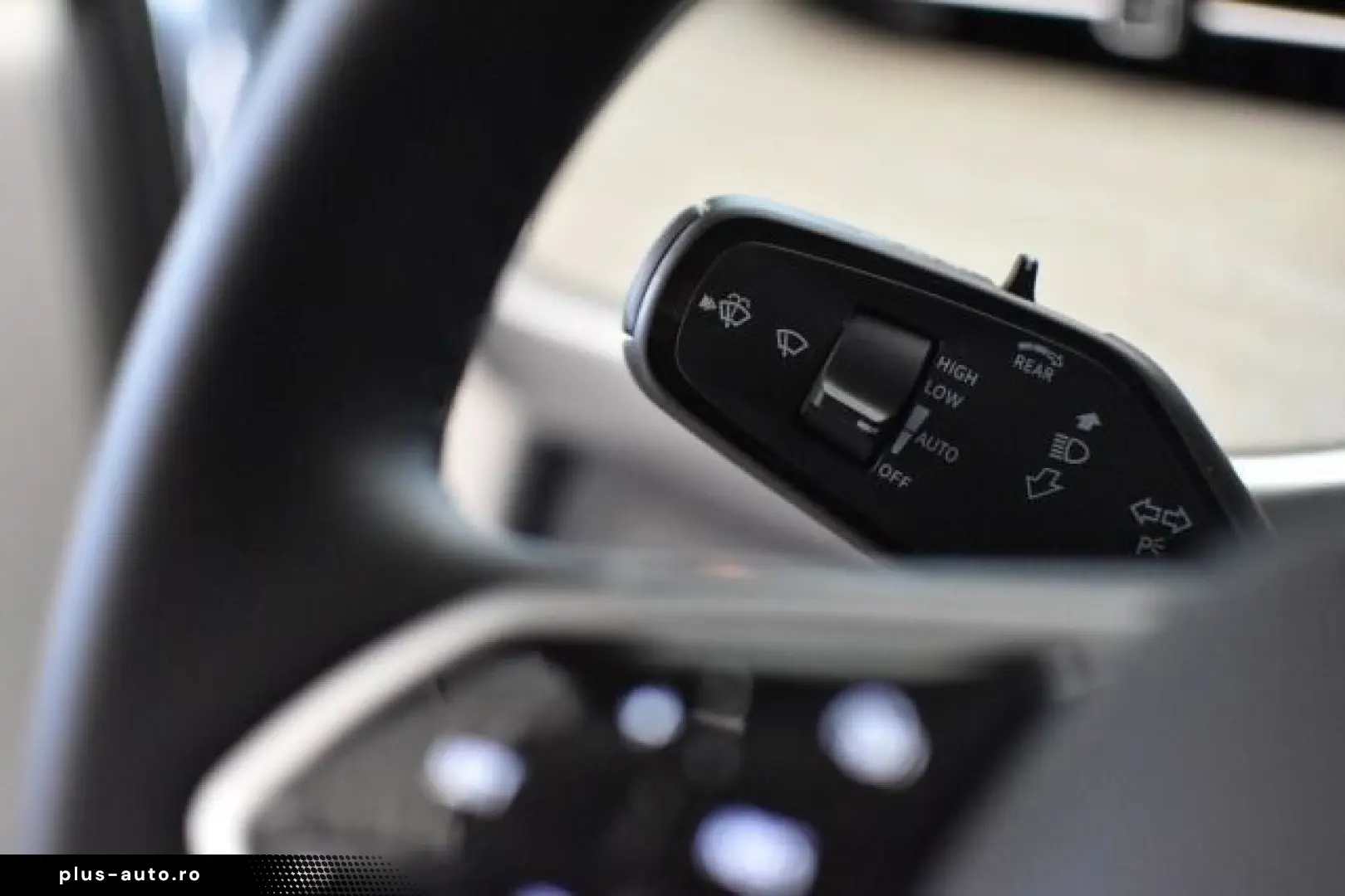 VW ID.Buzz Pro Design   MATRIX AHK ALARM ACC NAVI