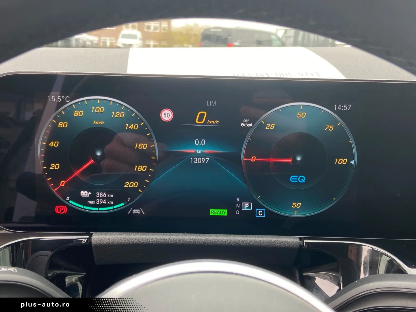 MERCEDES-BENZ EQA 300 4MATIC Night Kamera LED CarPlay 19 AMG