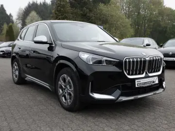 BMW iX1 xDrive 30 X-Line HUD 360  LED NAVI H K SHZ