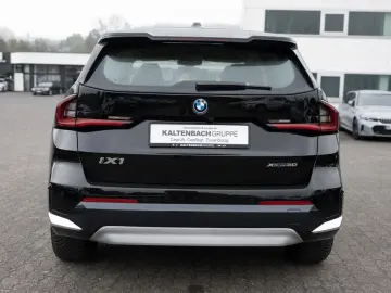 BMW iX1 xDrive 30 X-Line HUD 360  LED NAVI H K SHZ