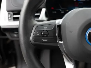 BMW iX1 xDrive 30 X-Line HUD 360  LED NAVI H K SHZ
