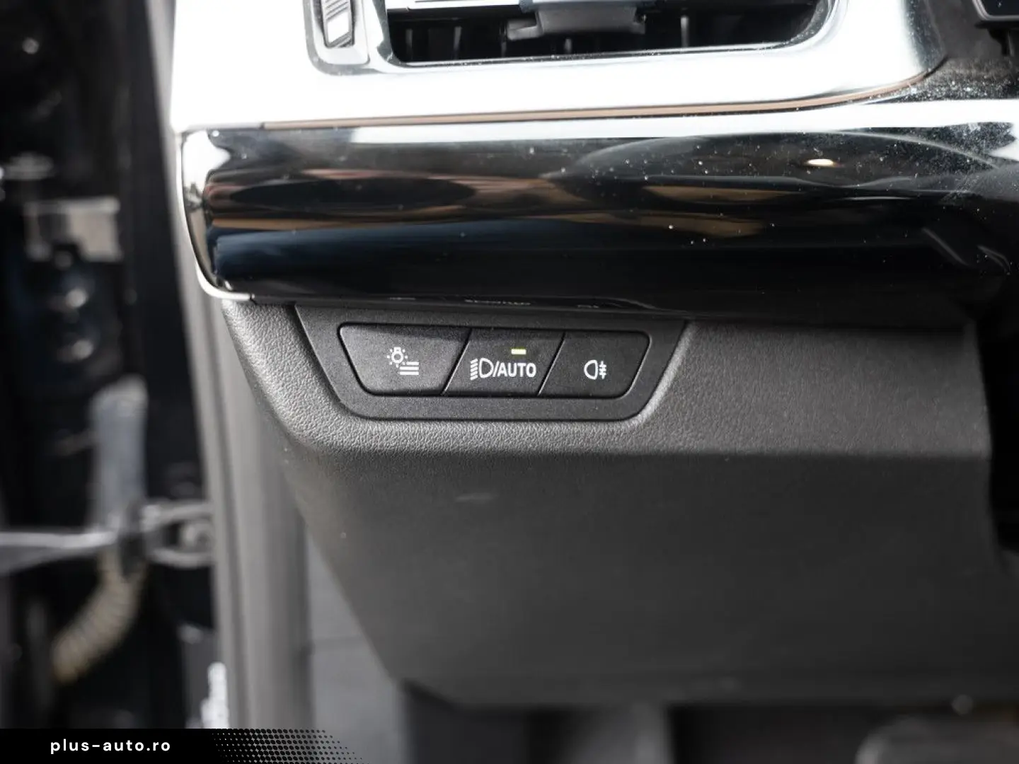 BMW iX1 xDrive 30 X-Line HUD 360  LED NAVI H K SHZ