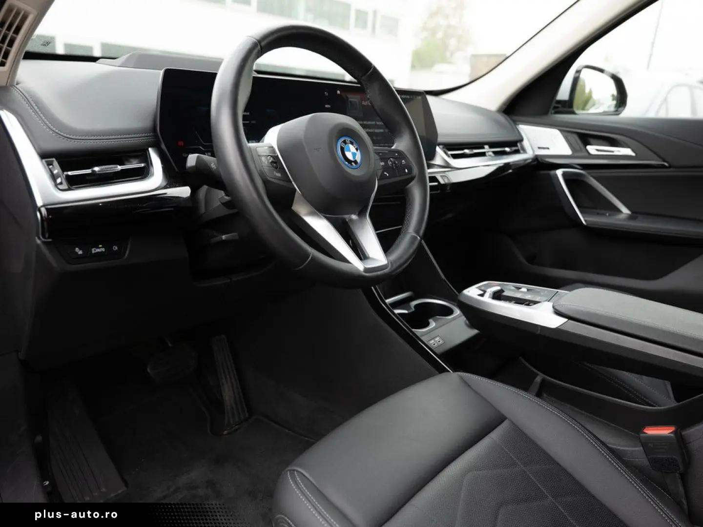 BMW iX1 xDrive 30 X-Line HUD 360  LED NAVI H K SHZ