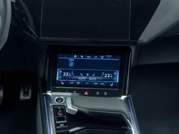 AUDI Q8 e-tron 50 QUA S-LINE ACC HUD LANE RFK MATRIX