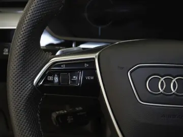 AUDI Q8 e-tron 50 QUA S-LINE ACC HUD LANE RFK MATRIX