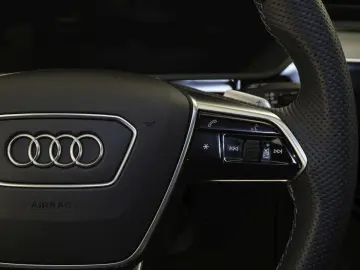 AUDI Q8 e-tron 50 QUA S-LINE ACC HUD LANE RFK MATRIX