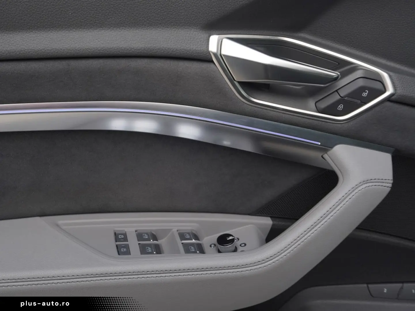 AUDI Q8 e-tron 50 QUA S-LINE ACC HUD LANE RFK MATRIX