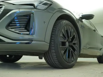 AUDI Q8 e-tron 50 QUA S-LINE ACC HUD LANE RFK MATRIX