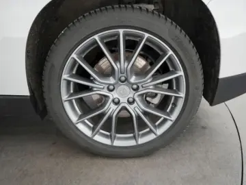 LEAPMOTOR C10 DESIGN 69 9 kWh NAVI 360 KAMERA PANORAMADACH