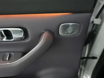 LEAPMOTOR C10 DESIGN 69 9 kWh NAVI 360 KAMERA PANORAMADACH