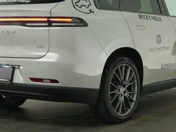 LEAPMOTOR C10 DESIGN 69 9 kWh NAVI 360 KAMERA PANORAMADACH