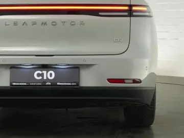 LEAPMOTOR C10 DESIGN 69 9 kWh NAVI 360 KAMERA PANORAMADACH