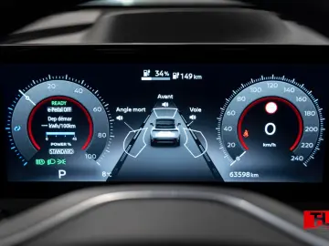 NISSAN Ariya Evolve Pack 87 kWH 20  Bose® HUD Pano...