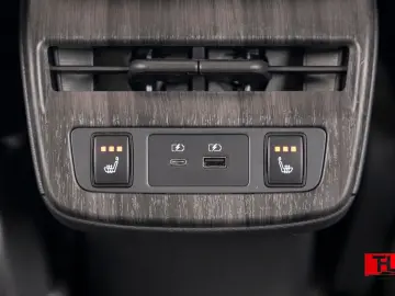 NISSAN Ariya Evolve Pack 87 kWH 20  Bose® HUD Pano...