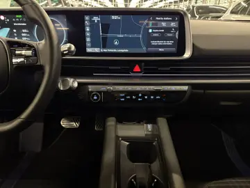 HYUNDAI IONIQ 6 First Edition 4WD 77 4 kWh 360  BOSE
