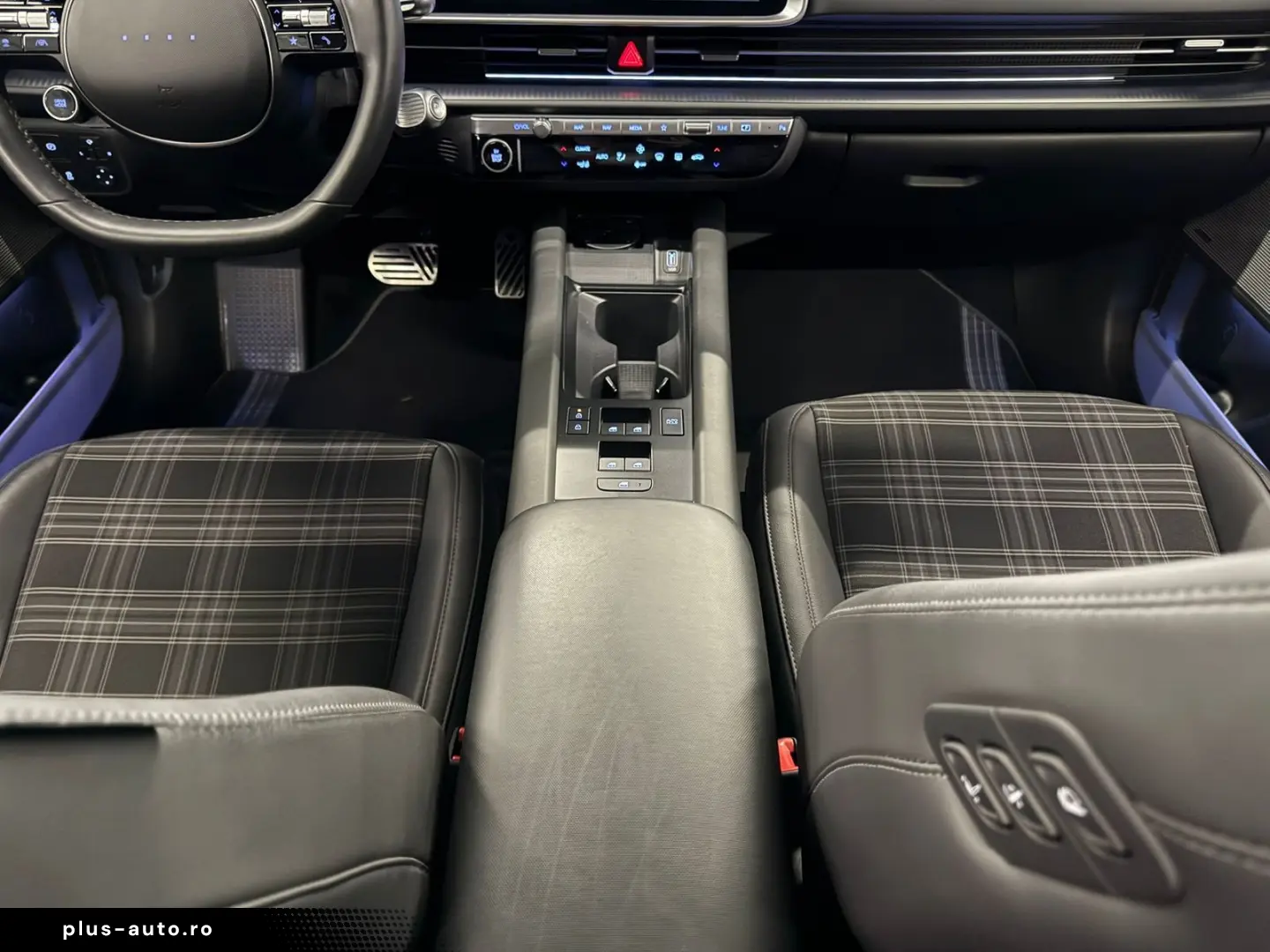 HYUNDAI IONIQ 6 First Edition 4WD 77 4 kWh 360  BOSE