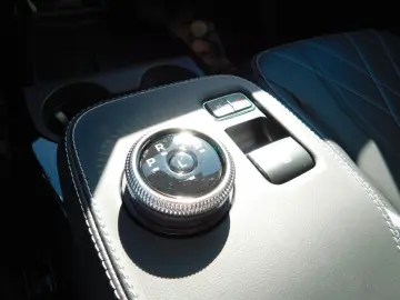 FORD MUSTANG MACH-E 360 Kamera iACC BLIS Sync4 LED