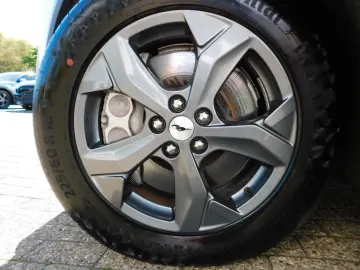 FORD MUSTANG MACH-E 360 Kamera iACC BLIS Sync4 LED