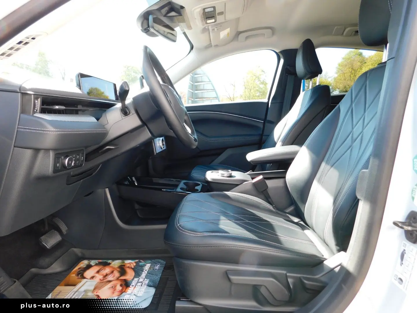 FORD MUSTANG MACH-E 360 Kamera iACC BLIS Sync4 LED