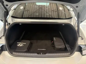 HYUNDAI IONIQ 6 First Edition 4WD 77 4 kWh BOSE ACC LED
