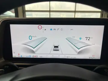HYUNDAI IONIQ 6 First Edition 4WD 77 4 kWh BOSE ACC LED