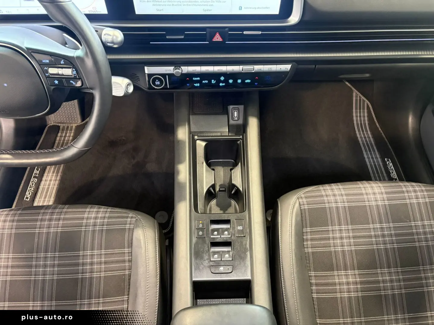 HYUNDAI IONIQ 6 First Edition 4WD 77 4 kWh BOSE ACC LED
