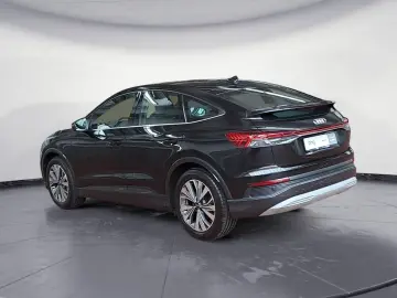 AUDI Q4 Sportback 40 e-tron  PANO TEMPOMAT SOUND-SYST