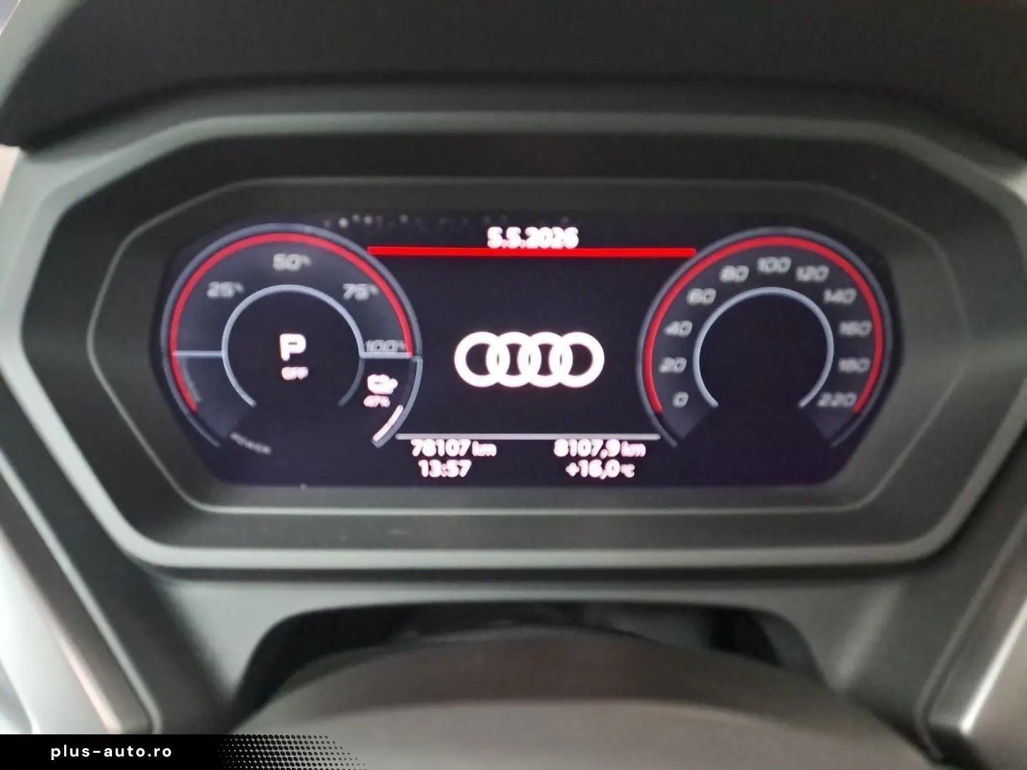 AUDI Q4 Sportback 40 e-tron  PANO TEMPOMAT SOUND-SYST