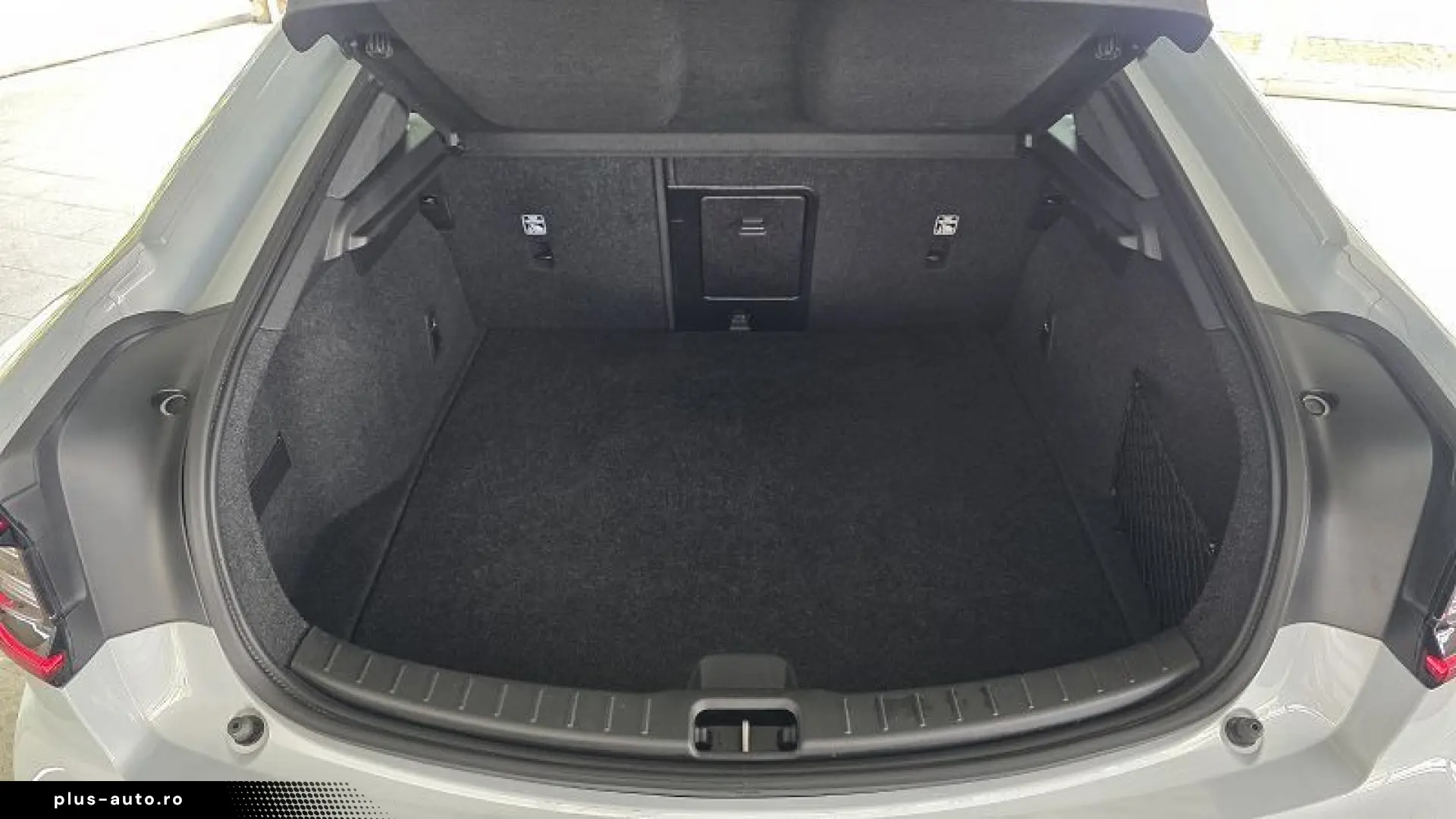 POLESTAR 2 Pilot LED SH 360  Park ACC Spur Tot AHK DAB