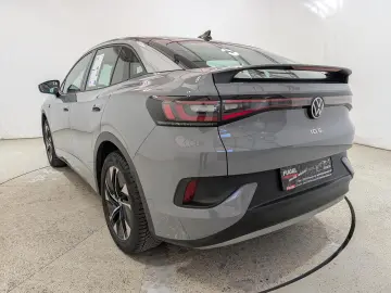 VW ID.5 Pro Performance 82kWh LED Navi ACC SHZ LHZ