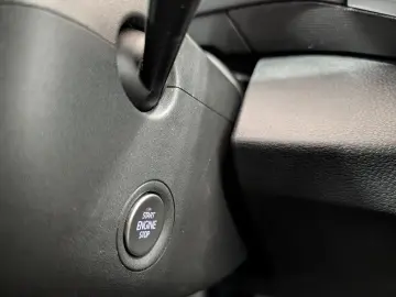 VW ID.5 Pro Performance 82kWh LED Navi ACC SHZ LHZ