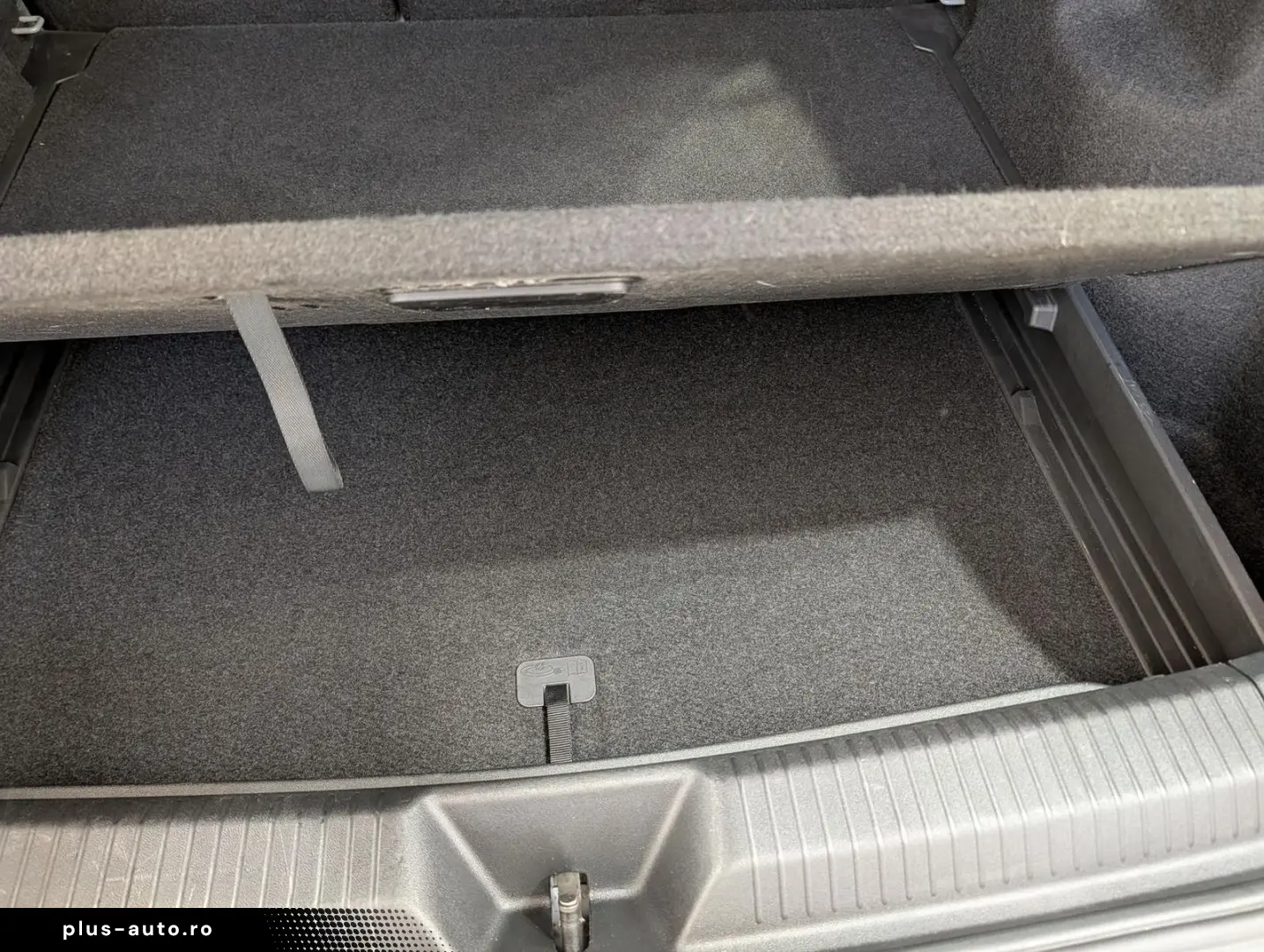 VW ID.5 Pro Performance 82kWh LED Navi ACC SHZ LHZ