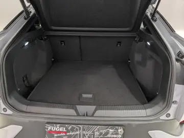 VW ID.5 Pro Performance 82kWh LED Navi ACC SHZ LHZ