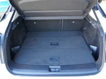 NISSAN Ariya Advance 63kWh PANORAMA BOSE HEAD UP