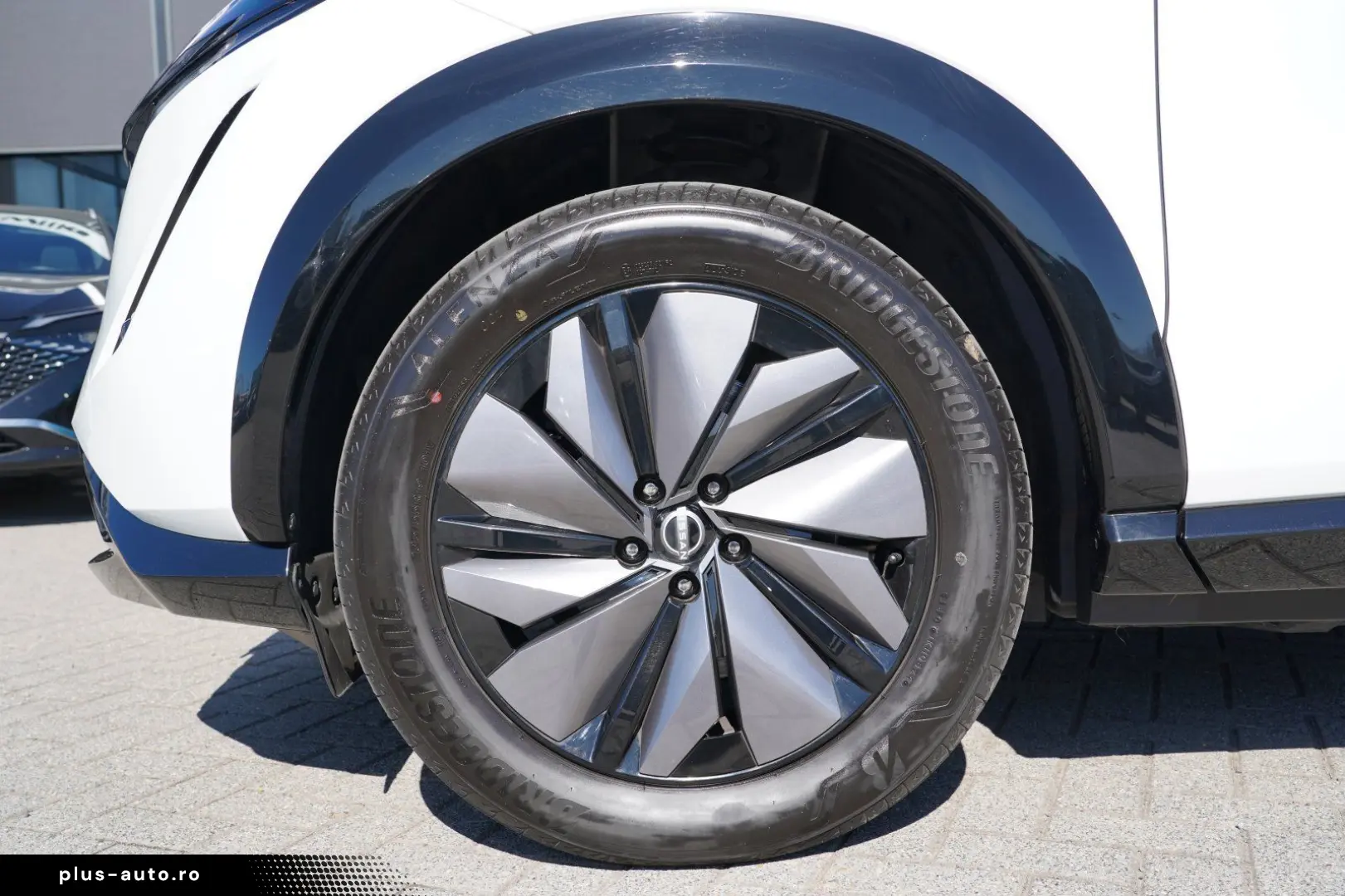 NISSAN Ariya Advance 63kWh PANORAMA BOSE HEAD UP