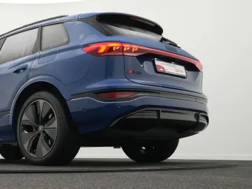 AUDI SQ6 e-tron quattro  PANO AHK MATRIX ACC