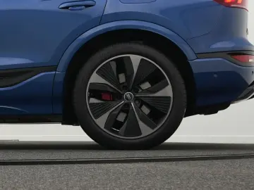 AUDI SQ6 e-tron quattro  PANO AHK MATRIX ACC