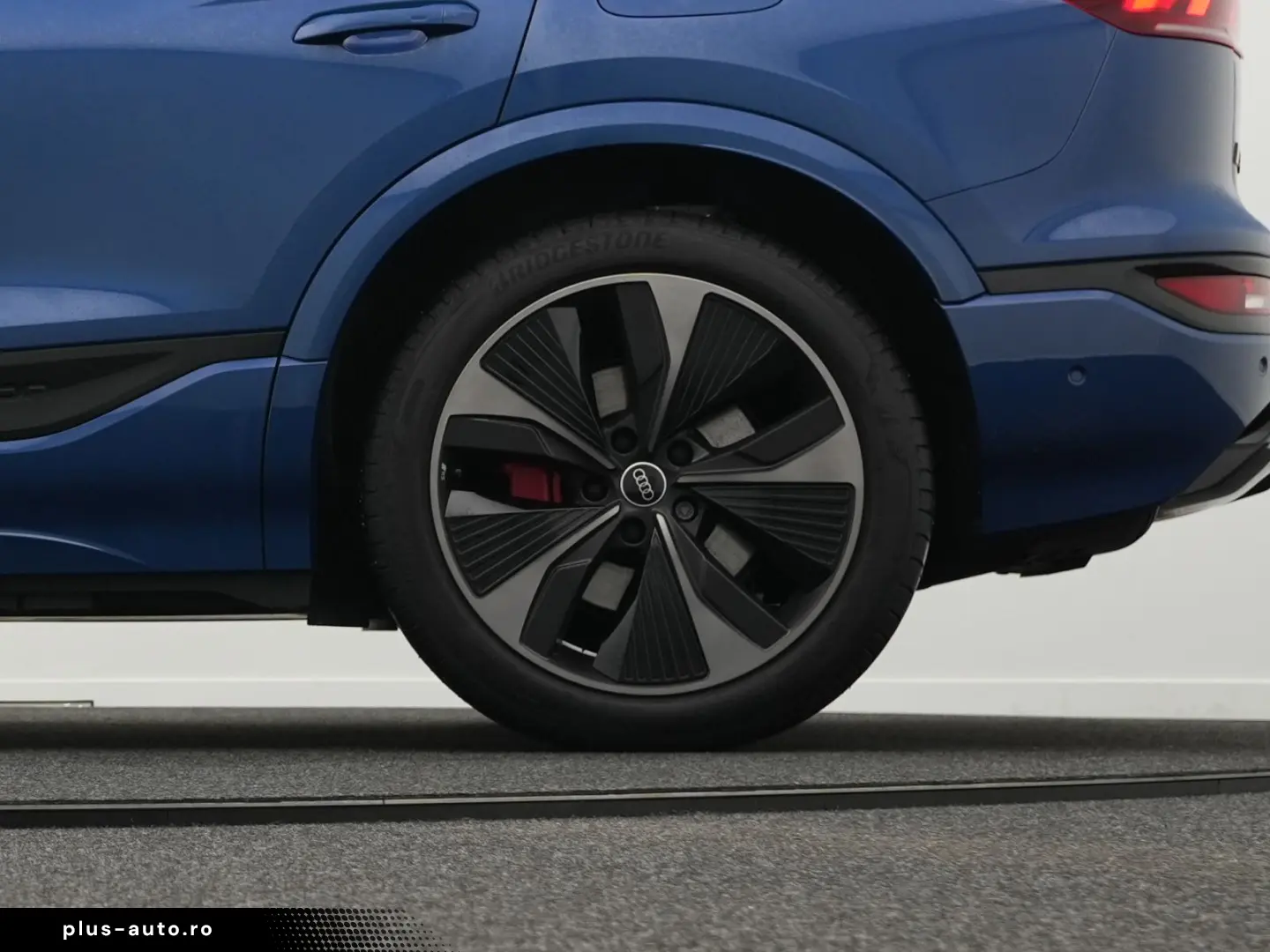 AUDI SQ6 e-tron quattro  PANO AHK MATRIX ACC