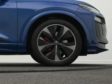 AUDI SQ6 e-tron quattro  PANO AHK MATRIX ACC