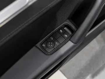 Porsche 992 911 Carrera 4S Liftsystem